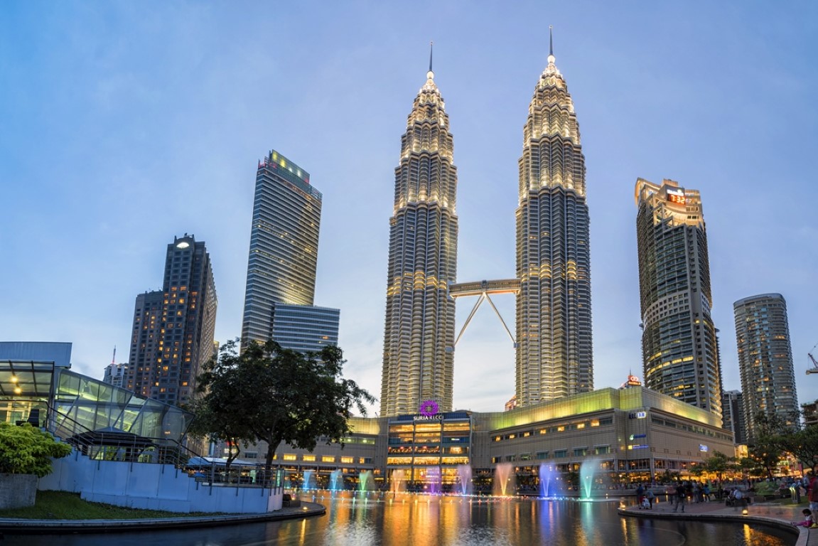 малайзия башни близнецы петронас