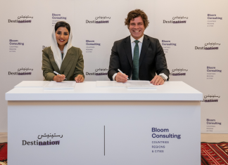 Signing the agreemend about Bloom Consulting Saudi Arabia office launch